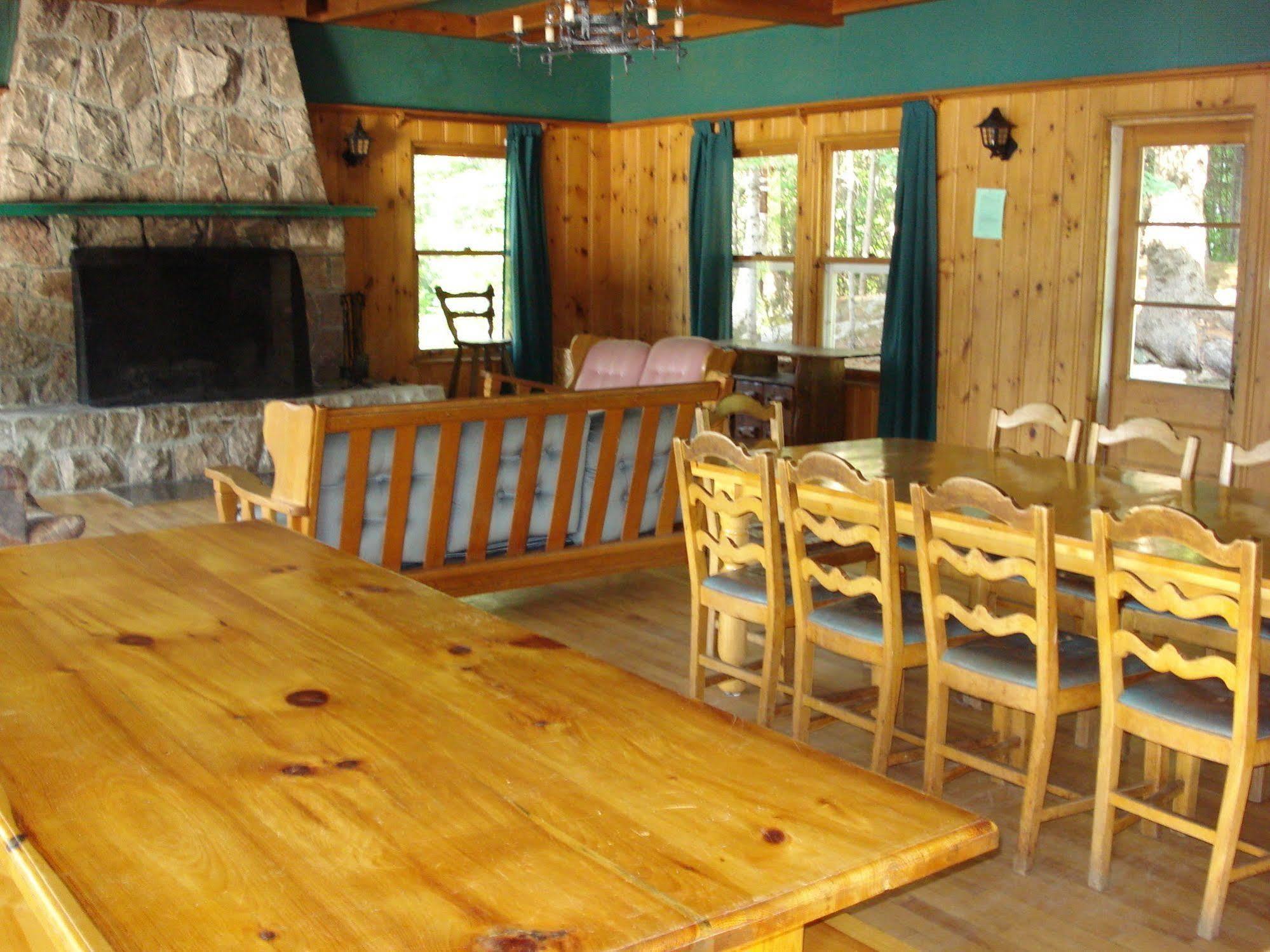 Auberge La Taniere ตาดูซัก ภายนอก รูปภาพ
