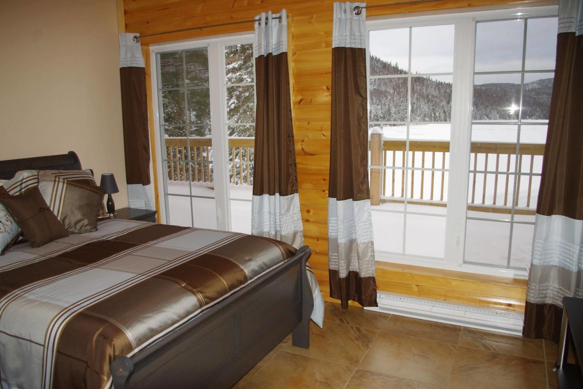 Auberge La Taniere ตาดูซัก ภายนอก รูปภาพ